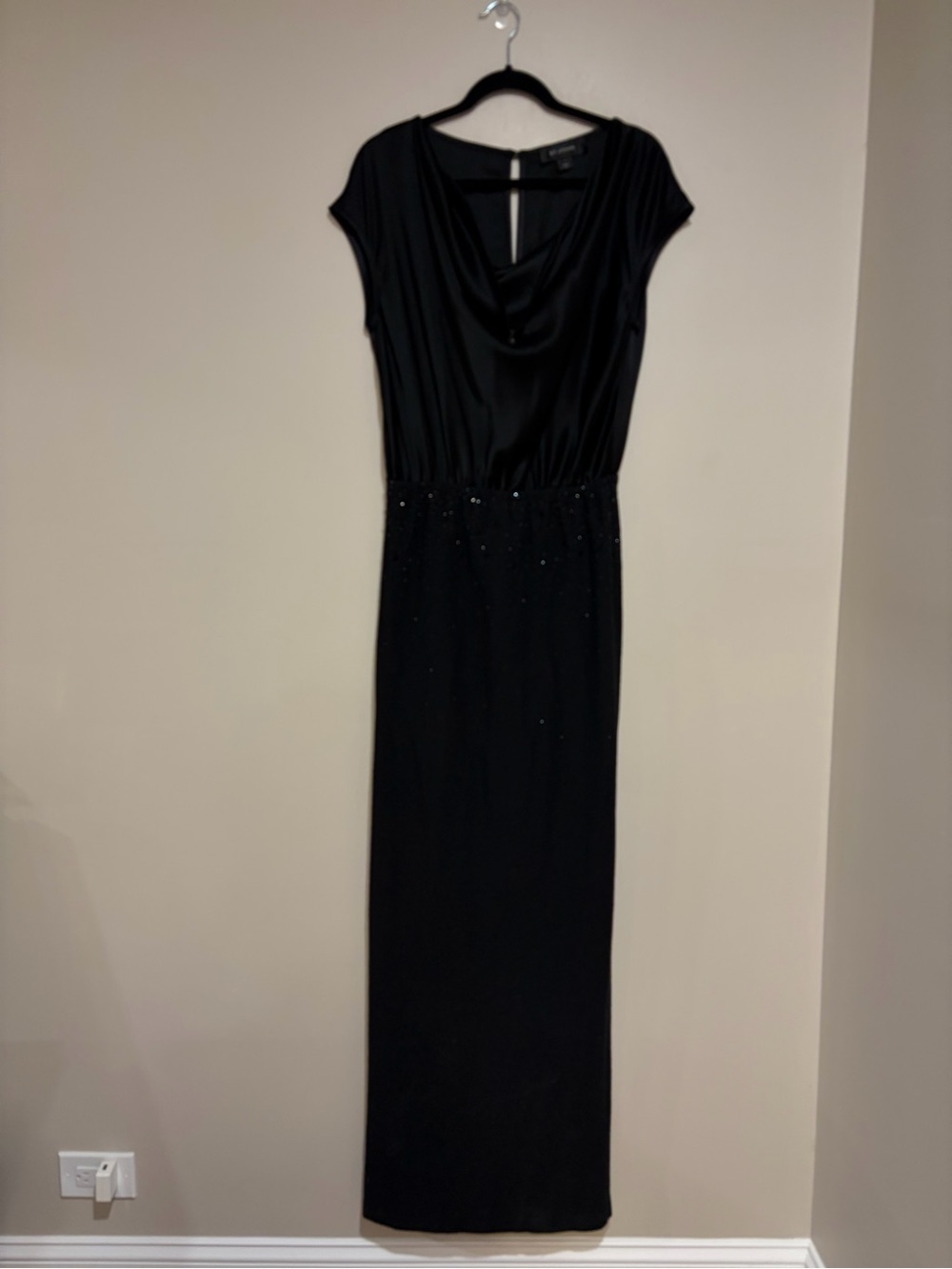 St John | satin evening gown Women’s size 8 blouson floor length cap sleeve